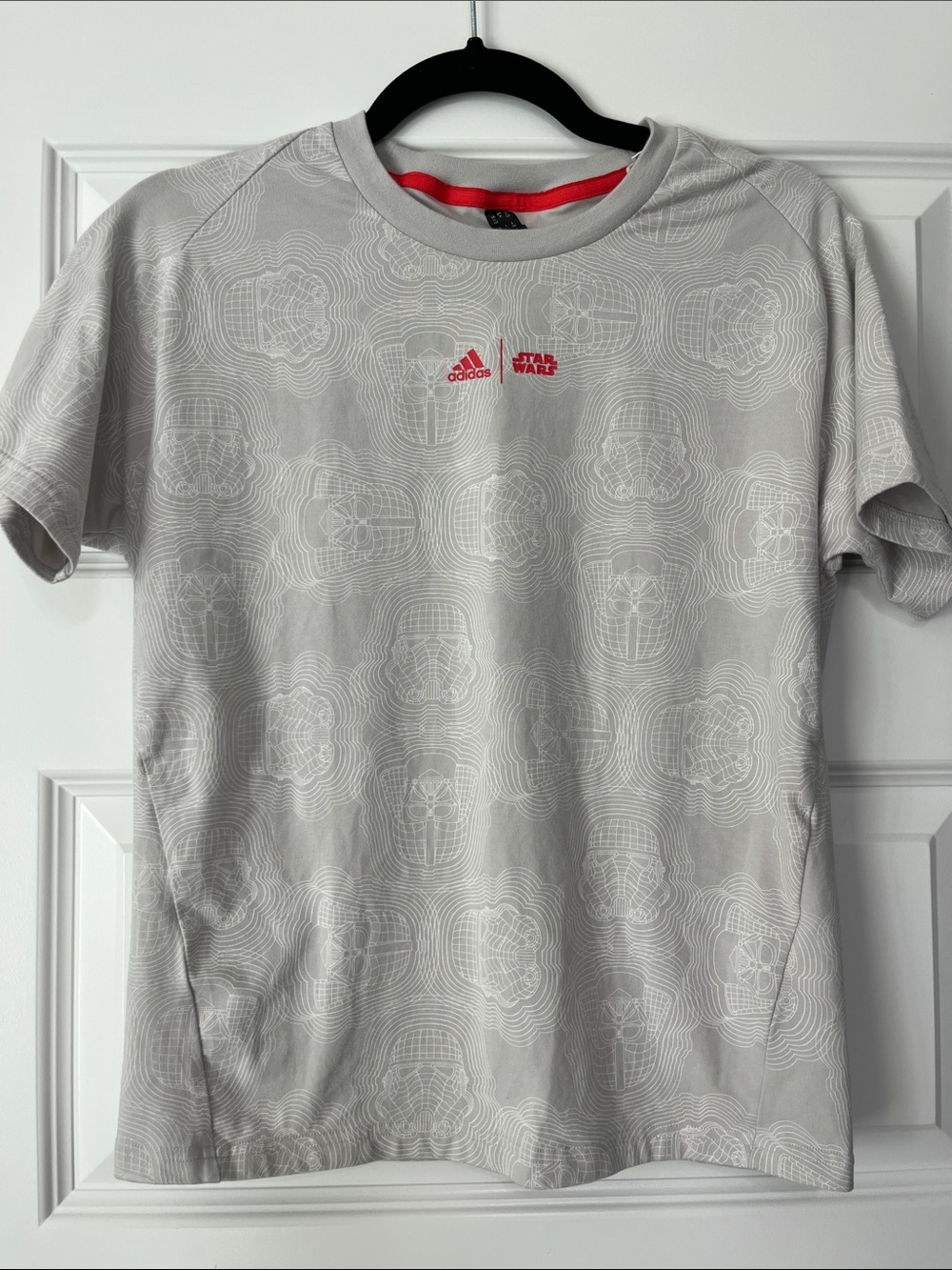 adidas Light Gray Short Sleeve Star Wars Graphic Tee with Red Accents